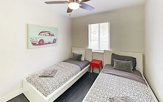 photo 4 of New Listing! Modern Art Haven W/ Pool - Near Beach 3 Bedroom Home