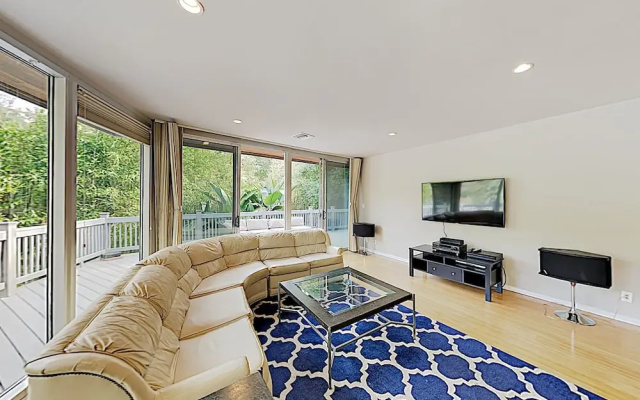 photo 2 of New Listing! Modern Canyon W/ Lush Patio 2 Bedroom Home