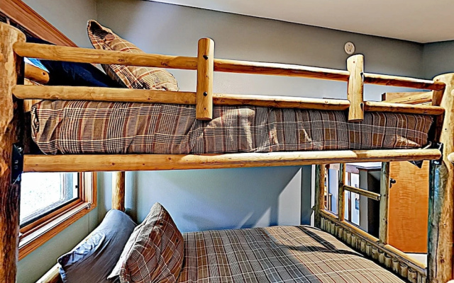 photo 2 of New Listing! Mountain-view Gem W/ Private Hot Tub 4 Bedroom Duplex