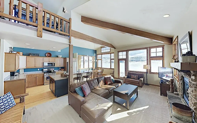 photo 3 of New Listing! Mountain-view Ski & Golf Getaway 3 Bedroom Home