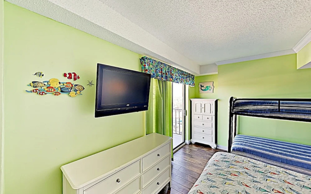 photo 5 of New Listing! Oceanfront Condo W/ Pools & Hot Tubs Condo