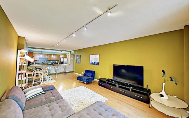 photo 2 of New Listing! Oceanview W/ Pool & Balcony 1 Bedroom Condo