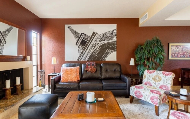 photo 3 of New Listing! “Phoenix Rose” On The Fairway Townhouse