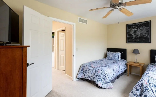 photo 5 of New Listing! “Phoenix Rose” On The Fairway Townhouse
