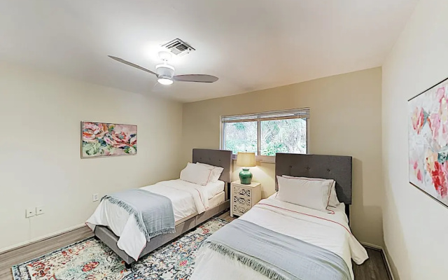photo 5 of New Listing! Pine Ridge W/ Lanai & Pool 3 Bedroom Home