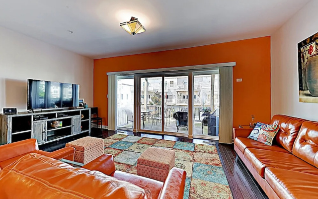 photo 3 of New Listing! Seaside Ge Gem W/ Balcony & Pool 3 Bedroom Townhouse