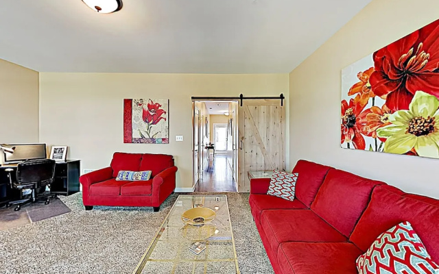 photo 5 of New Listing! Seaside Ge Gem W/ Balcony & Pool 3 Bedroom Townhouse