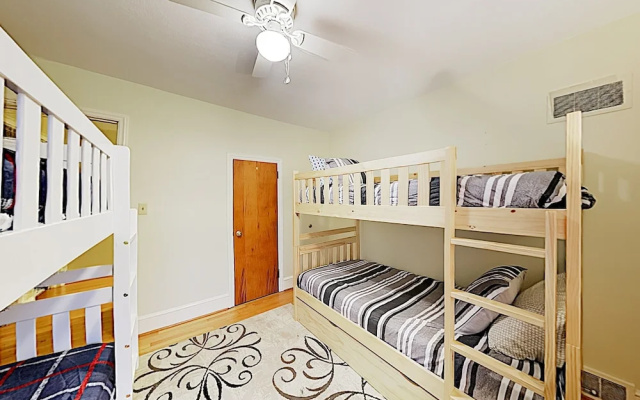 photo 2 of New Listing! Serene Mountain W/ Game Room 4 Bedroom Home