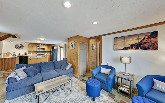photo 4 of New Listing! Spacious Country W/ Water Views 4 Bedroom Home