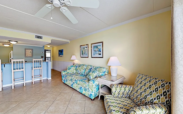 photo 4 of New Listing! Sugar Beach Oasis W/ 4 Pools & Tennis 2 Bedroom Condo