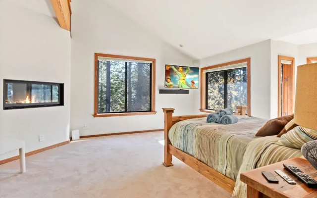 photo 5 of New Listing! Sugar Bear Lodge W/ Casita 5 Bedroom Home