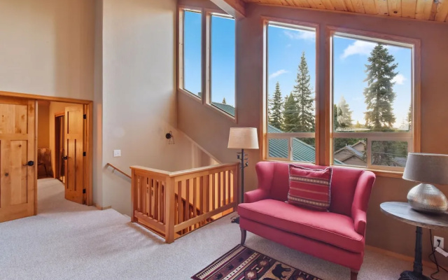 photo 2 of New Listing! Tahoe Donner Ski W/ Hot Tub 3 Bedroom Home