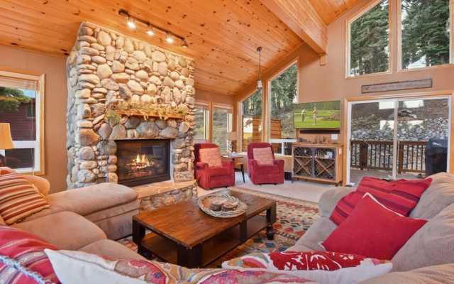 photo 3 of New Listing! Tahoe Donner Ski W/ Hot Tub 3 Bedroom Home