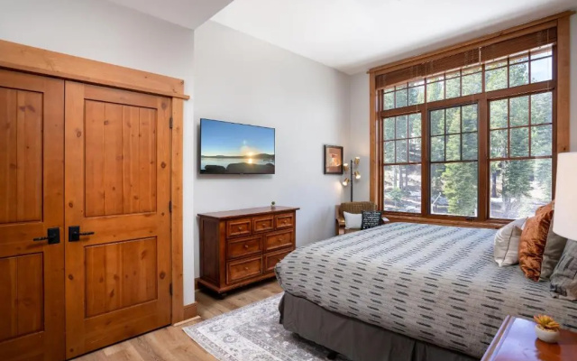 photo 3 of New Listing! Top Floor Village at Northstar Residence - Big Horn 504