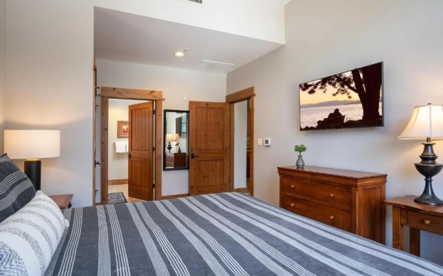 photo 4 of New Listing! Top Floor Village at Northstar Residence - Big Horn 504