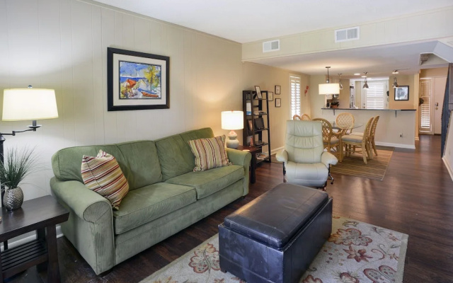 photo 2 of New Listing! Updated At Oceanfront Complex 2 Bedroom Condo