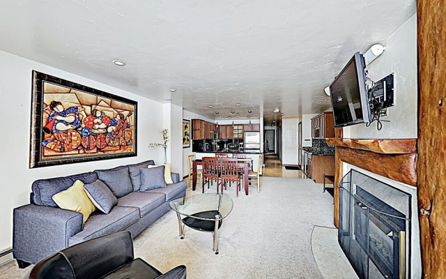 photo 4 of New Listing! Updated Ski Getaway -- Steps To Lift 2 Bedroom Condo