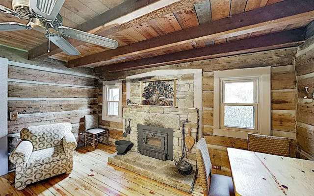photo 3 of New Listing! Updated W/ Hot Tub On 2 Acres 1 Bedroom Cabin