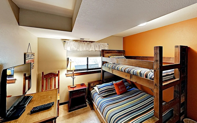 photo 5 of New Listing! Warriors Mark Townhome W/ Hot Tub 3 Bedroom Townhouse