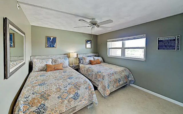 photo 5 of New Listing! Waterfront W/ Pool & Dock 2 Bedroom Condo