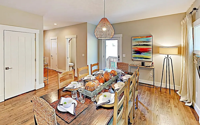 photo 5 of New Listing! Weaver: A Modern Lake Louise Gem 4 Bedroom Home