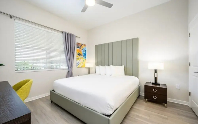 photo 3 of New Modern Vista Cay Reserve Condo - 6003