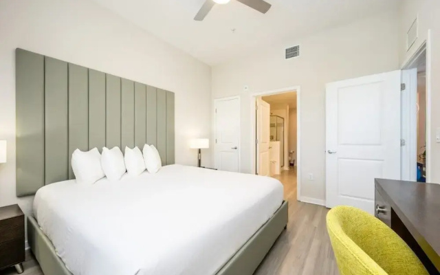 photo 5 of New Modern Vista Cay Reserve Condo - 6003