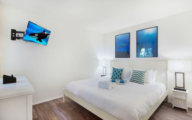 photo 3 of NEW - Private Entrance 2BR/BATH Next To Ritz Carlton Laguna - Walk To Beach! (MB3)