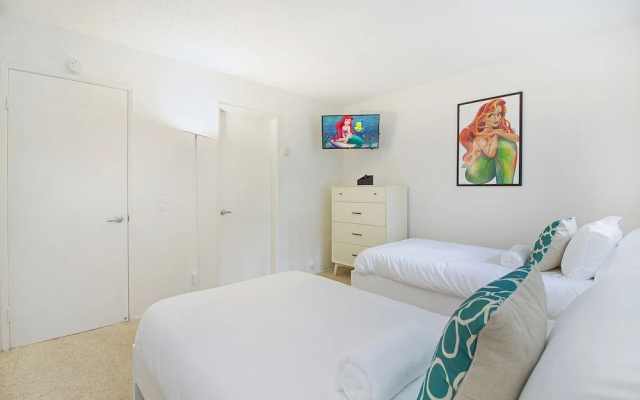 photo 4 of NEW - Private Entrance 2BR/BATH Next To Ritz Carlton Laguna - Walk To Beach! (MB3)