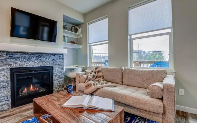 photo 3 of NEW Tri-Level Home with Ocean View and 3 En-Suite Bedrooms!