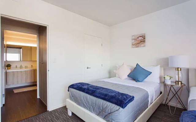 photo 2 of New Urban Downtown LA Luxury Apartment