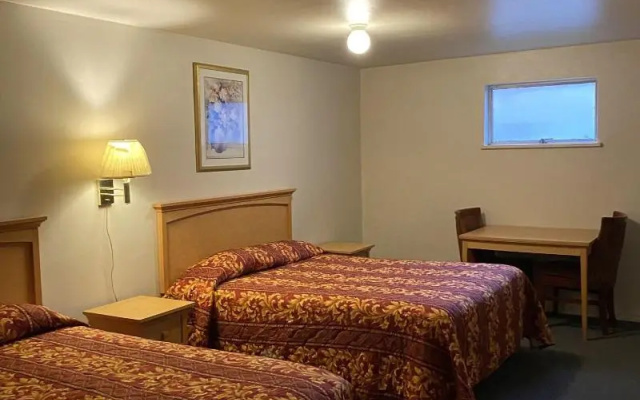 photo 3 of New West Motel