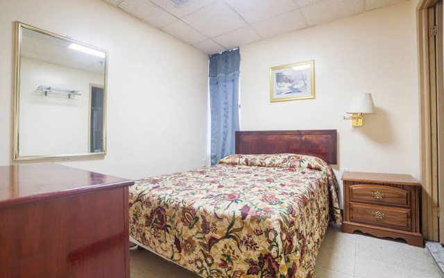 photo 3 of New World Hotel
