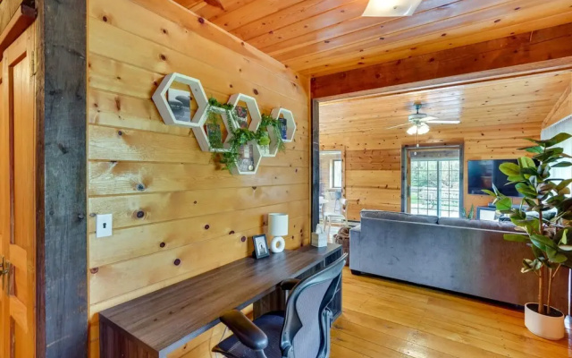 photo 5 of New York Vacation Rental w/ Large Deck!
