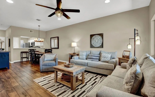 photo 3 of Luxury Riverfront Condo 1 BLK to Schlitterbahn!