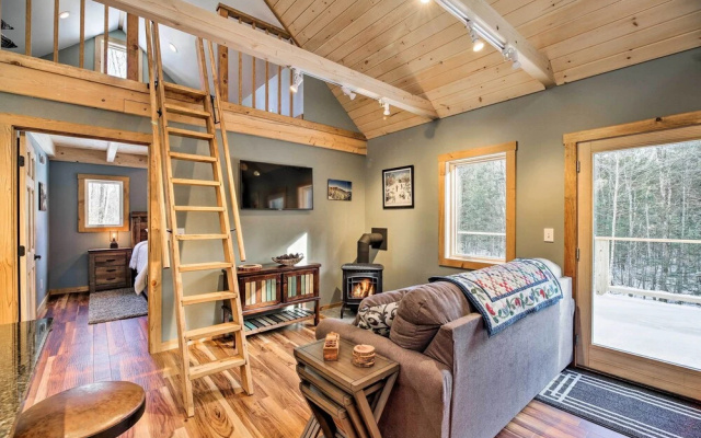 photo 5 of Newly Built Cabin w/ Hot Tub - 16 Mi to Stowe Mtn!