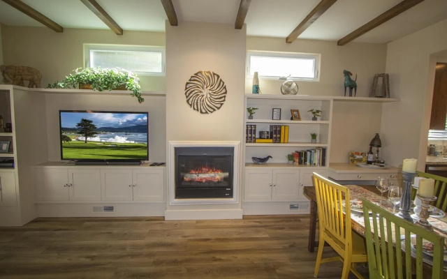 photo 3 of Newly Built Romantic Getaway in Carmel Woods