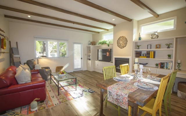 photo 4 of Newly Built Romantic Getaway in Carmel Woods