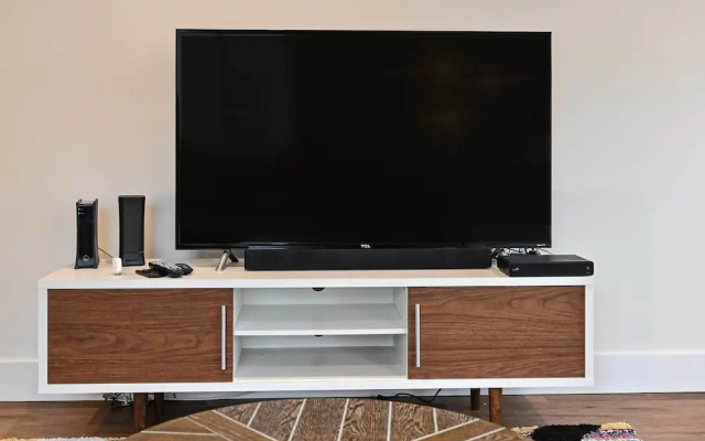 photo 3 of Newly Remodeled 3 BDR House Near Dodgers Stadium