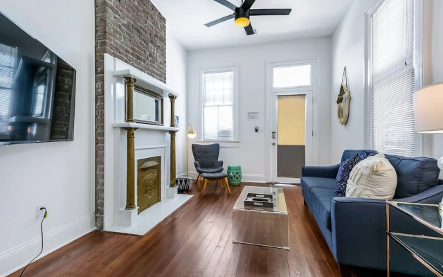 photo 4 of Newly Renovated 2BR in Uptown NOLA