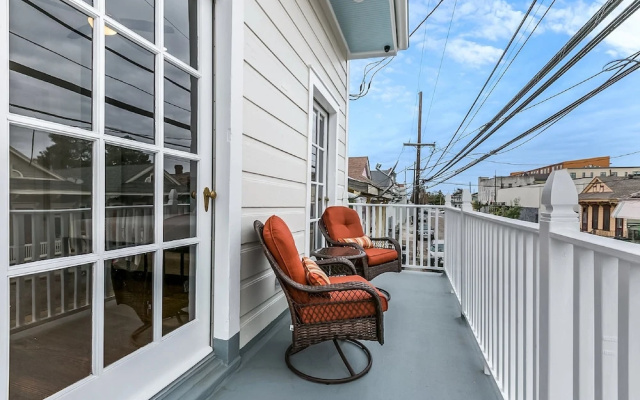 photo 5 of Newly Renovated 4BD Penthouse
