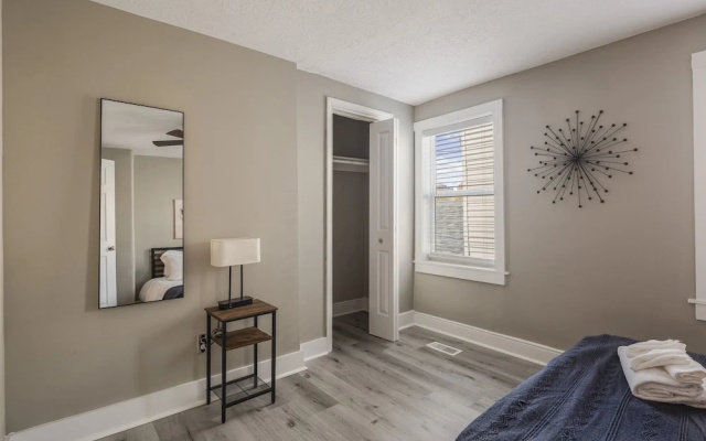 photo 4 of Newly renovated 4BR CozySuites