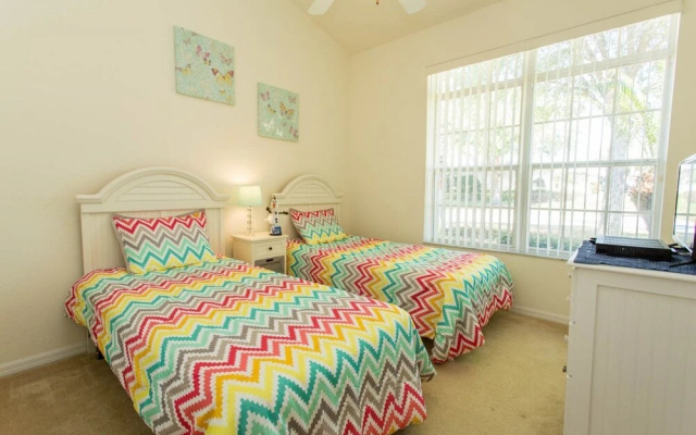 photo 5 of Newly Renovated Gorgeous Modern 4 Bed Villa With South Facing Pool & Spa