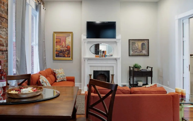 photo 3 of Newly Renovated Historic District Apt