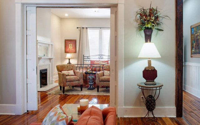 photo 4 of Newly Renovated Historic District Apt
