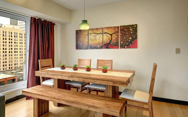 photo 3 of Newmark Pike Place Market Retreat - Two Bedroom Apartment with City Vi