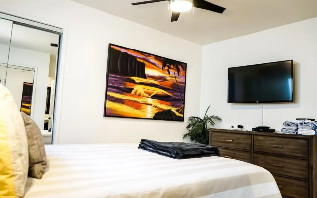 photo 5 of Newport Beach House (2 blocks from the Sand)