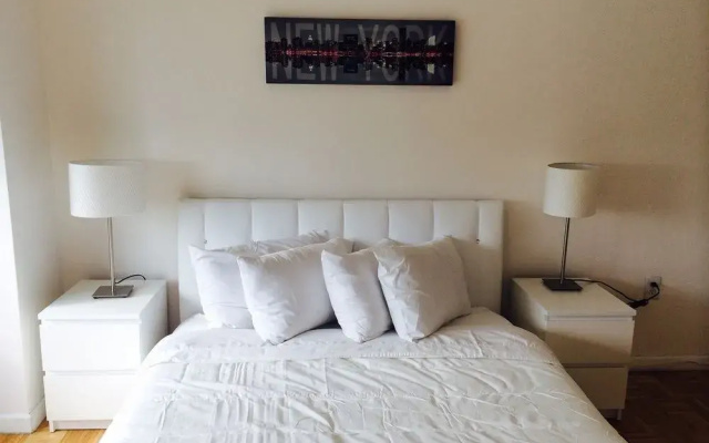 photo 2 of Hudson Suites at Newport