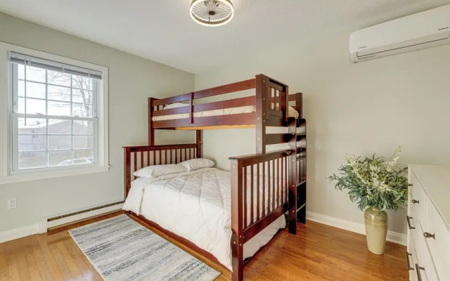photo 5 of Niantic Duplex w/ Deck < 1 Mi to Beach + Boardwalk