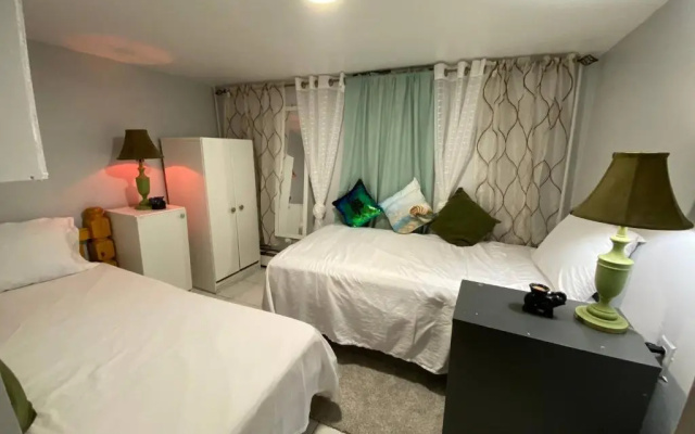 photo 2 of Nice 2 bedroom Apt With Patio